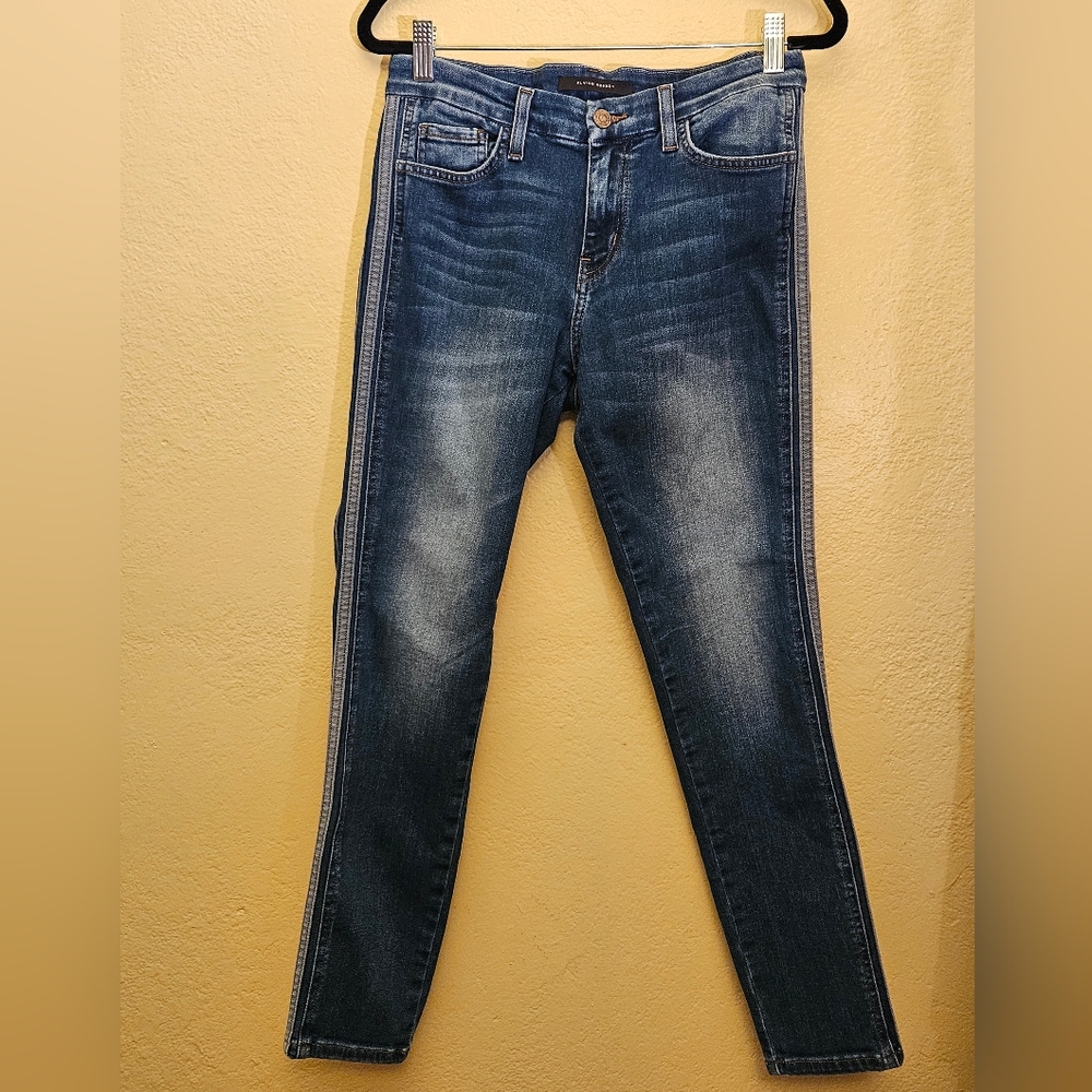 Flying Monkey Indigo Mid-Rise Ankle Skinny Jeans Size 28 Waist (size 7)